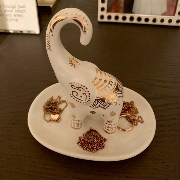Jewelry - MOVING SALE - Elephant Jewelry Dish